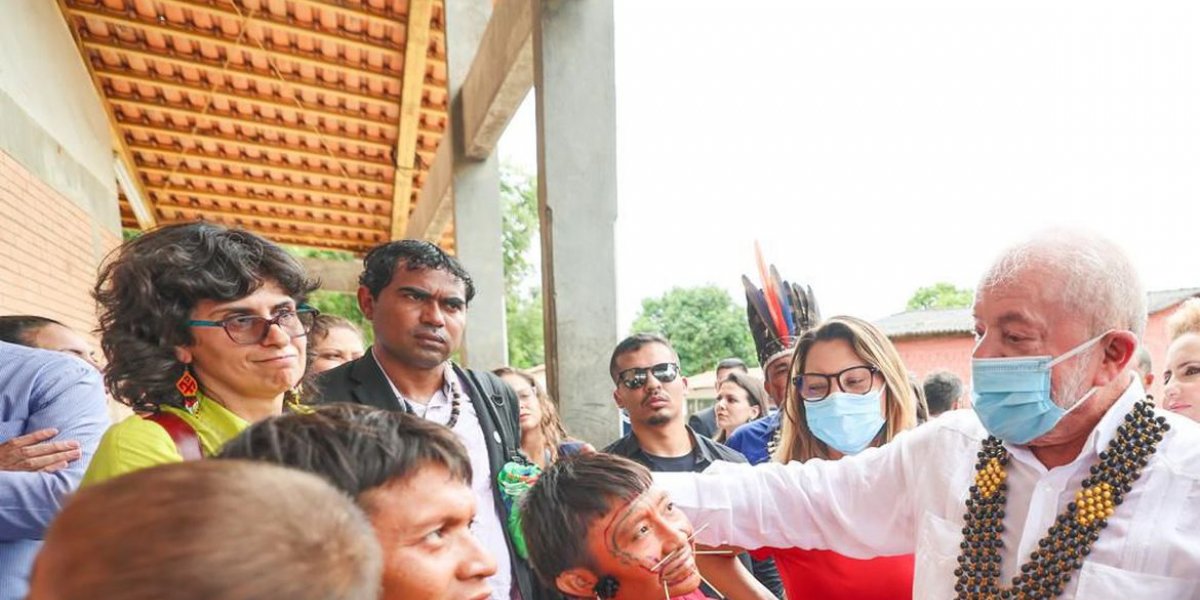 "Vamos tratar nossos indígenas como seres humanos", diz Lula