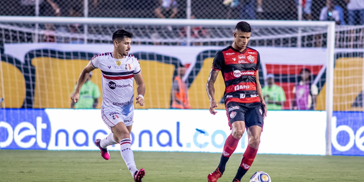 Vitória toma gol no fim e fica no empate com Santa Cruz pela Copa do Nordeste