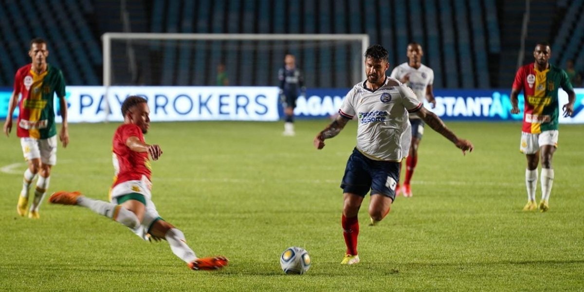 Bahia perde pênalti e estreia com derrota na Copa do Nordeste