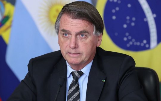 TSE dá prazo de 5 dias para Bolsonaro se pronunciar sobre atos golpistas