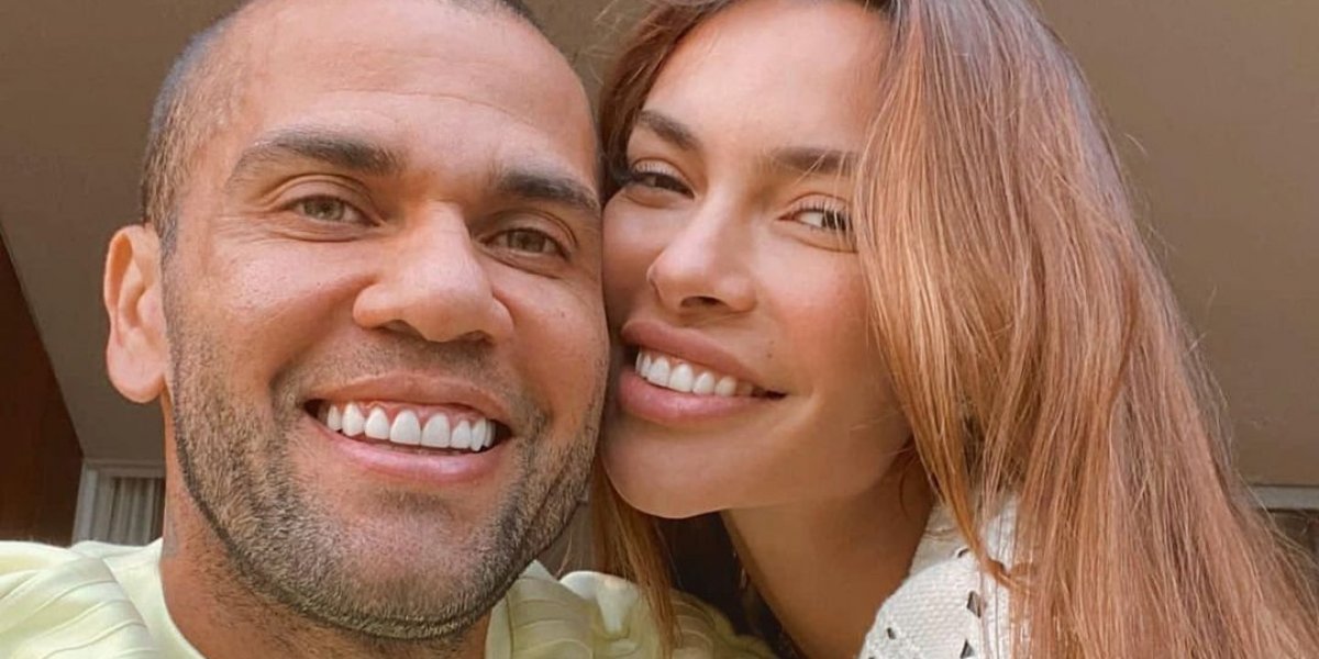 Esposa de Daniel Alves posta desabafo nas redes sociais após prisão do lateral