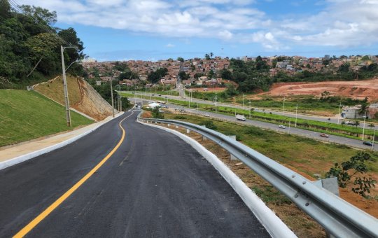 Avenida 29 de Março, em Salvador, tem retorno fechado após furto de cabos