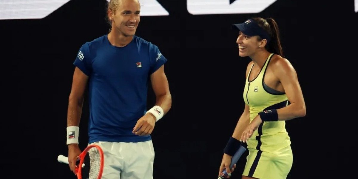 Luísa Stefani e Rafael Matos vencem dupla da casa e avançam no Australian Open