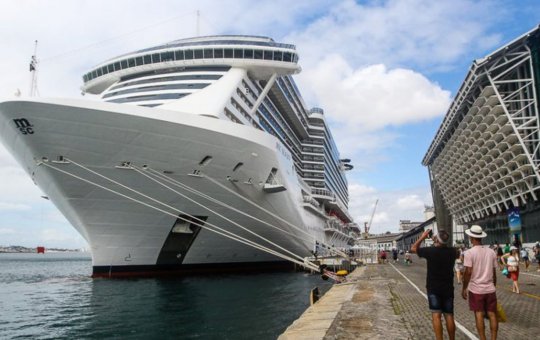 Porto de Salvador aguarda para receber mais de 21 mil turistas em sete dias