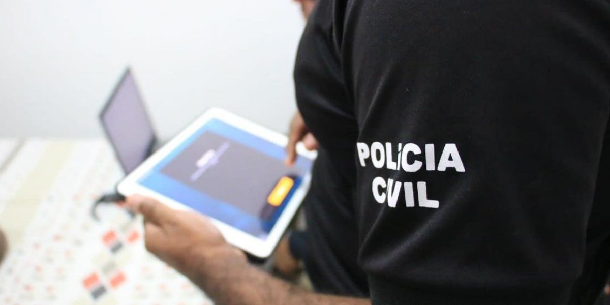 Investigado por estupro de vulnerável, médico é preso com material pornográfico