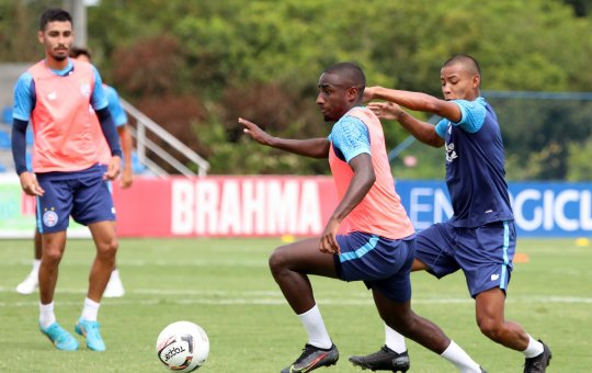 Bahia se reapresenta e faz único treino antes de encarar o Jacobinense no Baiano