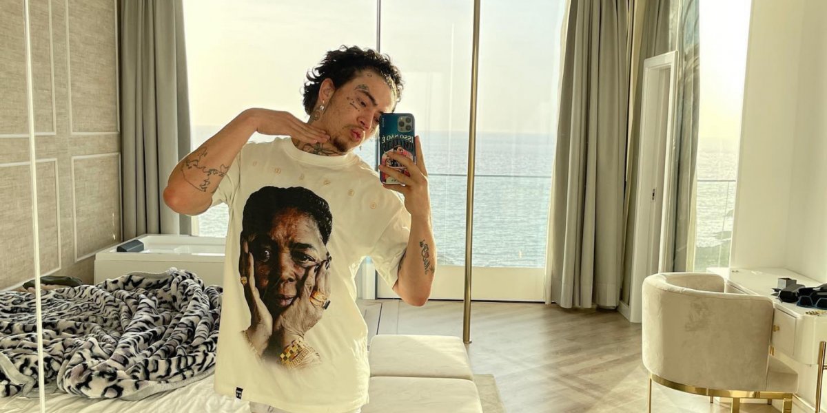 Whindersson rebate acusações homofóbicas nas redes sociais