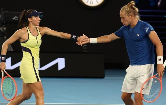 Luísa Stefani e Rafael Matos avançam à final de duplas mistas do Australian Open
