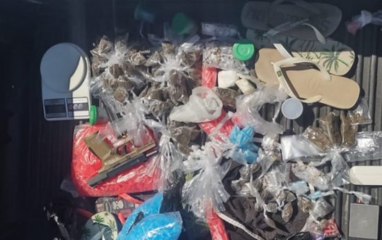 Suspeito morre durante troca de tiros com a Polícia Militar em Jauá, na RMS