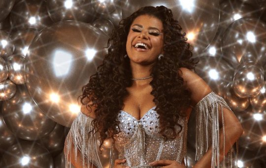 Sheuba comemora aniversário reunindo diversos influenciadores e ex-namorado