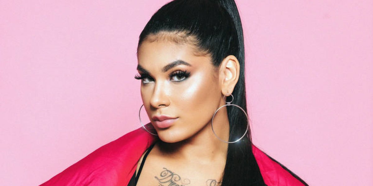 Pocah interrompe show após passar mal e atualiza fãs nas redes