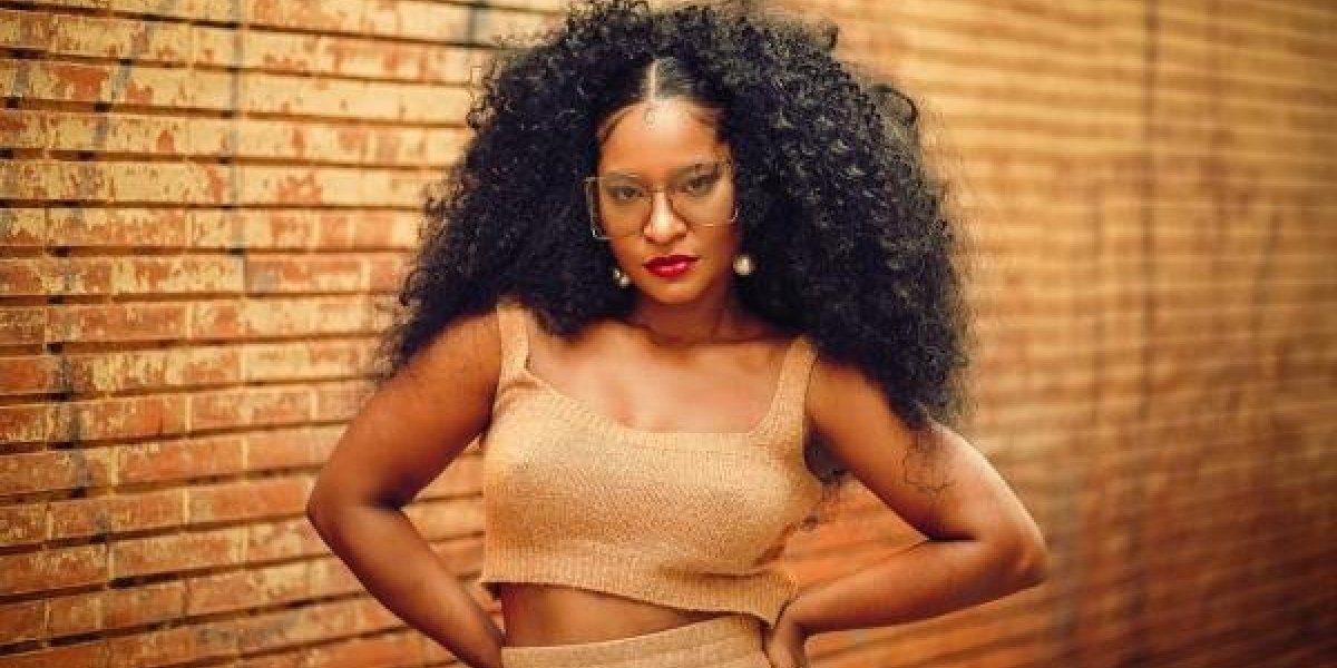 Larissa Luz vai puxar o bloco 'Os Mascarados' após saída de Margareth Menezes