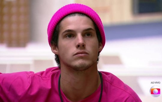 BBB 23: Gabriel Fop compara cabelo de Bruno Gaga com grama e web detona