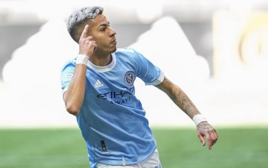 Atacante Gabriel Pereira treina no Bahia e interessa; jogador pertence ao City