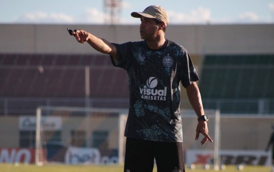 Juazeirense anuncia demissão do técnico Rodrigo Chagas