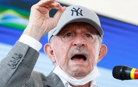 Pai de Arthur Lira desmaia na Câmara dos Deputados e sessão é suspensa