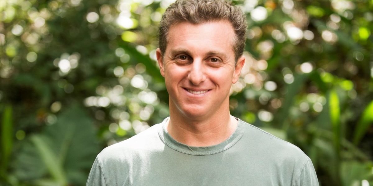 Luciano Huck entra com ação na Justiça por uso indevido de imagem