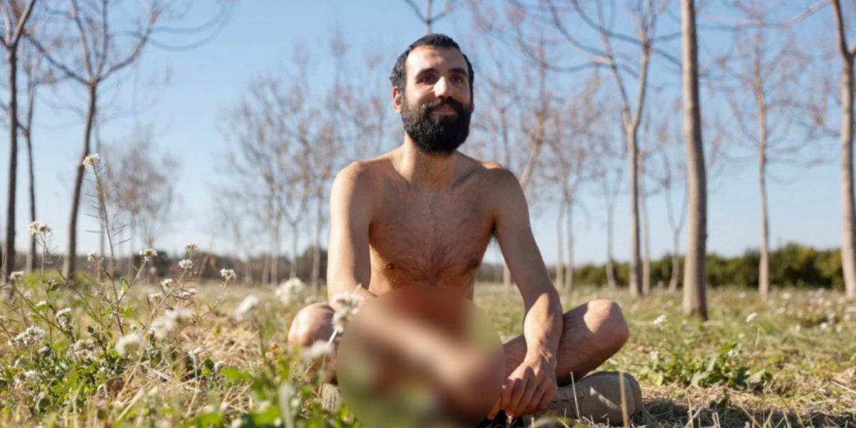 Nu com a mão no bolso: Justiça concede direito de homem andar pelado