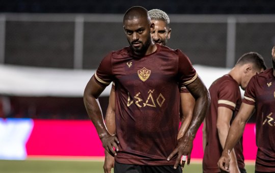 Suspenso, Dankler desfalca o Vitória em próximo jogo na Copa do Nordeste