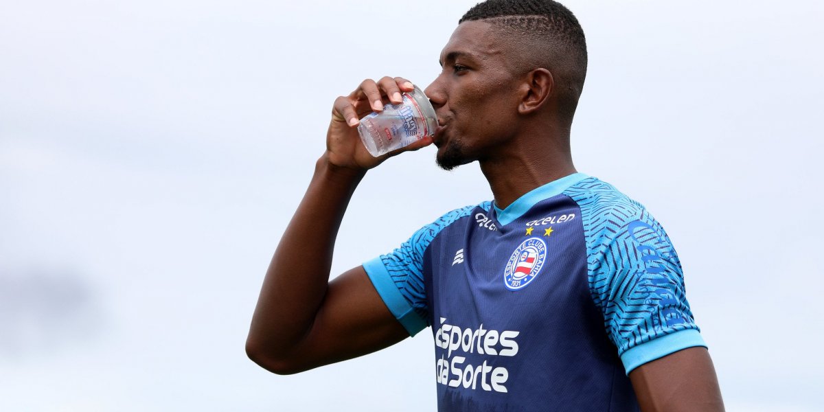 Com lesões no time titular, Paiva não confirma reservas nos próximos jogos