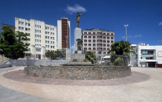 Turista alemã leva facada durante assalto na Praça Castro Alves, em Salvador