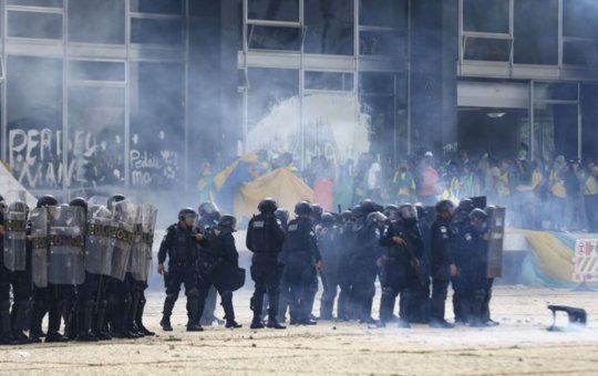 Após um mês, desdobramentos de 8 de janeiro ainda estão longe do fim