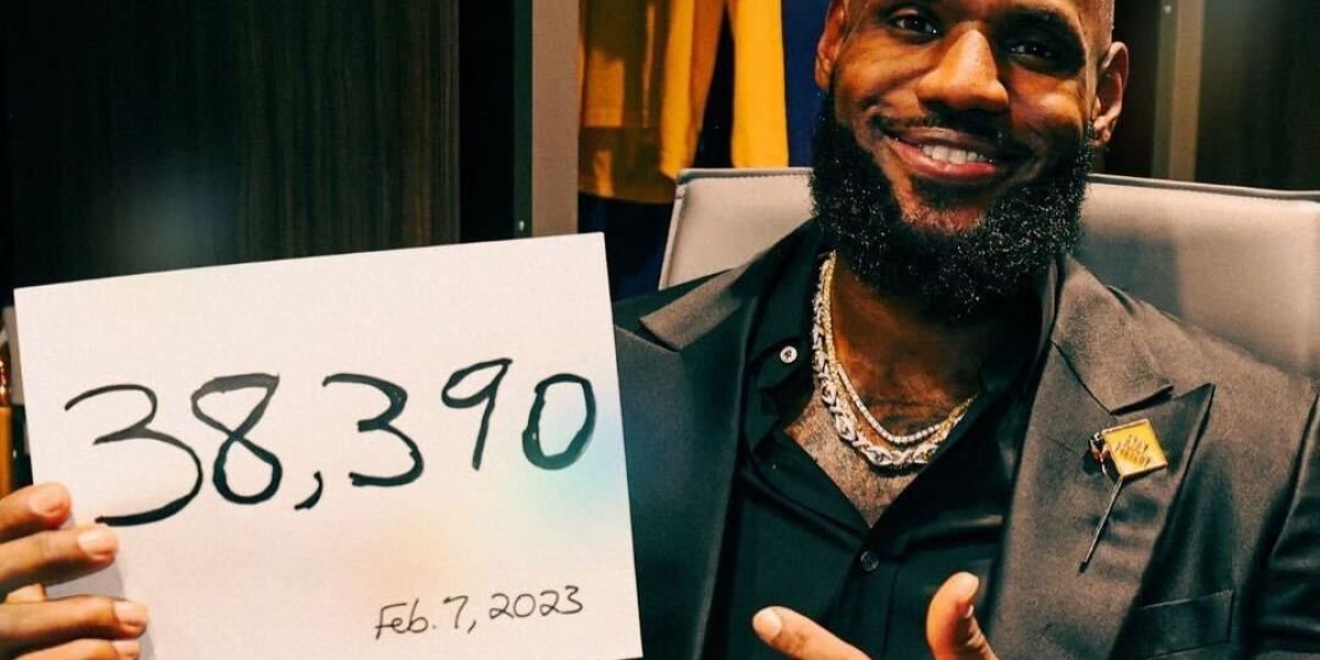 LeBron James vira o maior pontuador da história em temporadas regulares da NBA.