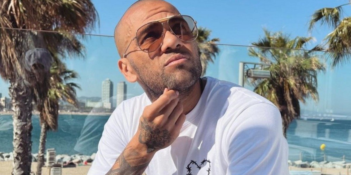 Em novo depoimento, Daniel Alves admite penetração com suposta vítima de estupro
