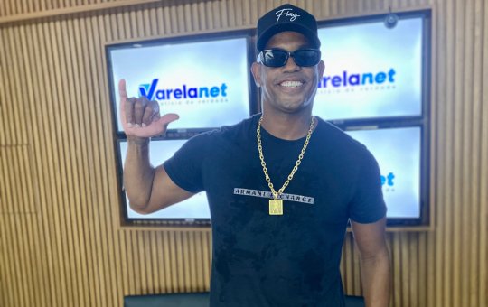 "Eu não cantaria, mas respeito quem faz": Flavinho comenta sobre 'novo pagode'