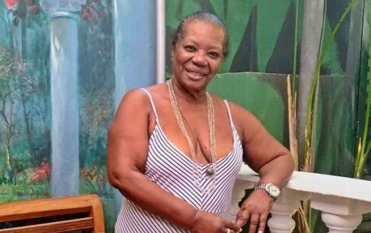 Neusa Borges afirma que 3º idade também transa: "Dou umazinha de vez em quando"