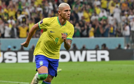 Gol de Richarlison na Copa do Mundo entra nos finalistas do prêmio Puskás