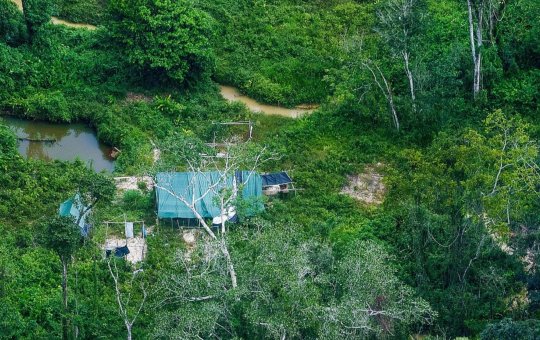 Garimpo ameaça indígenas isolados em área Yanomami