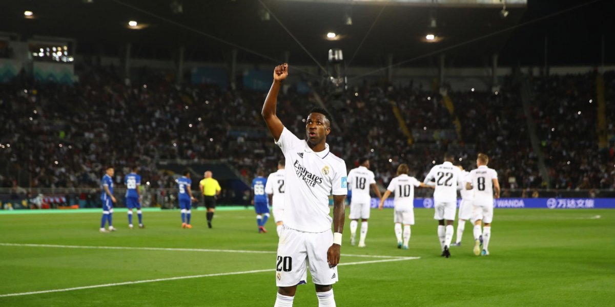Vinícius Júnior brilha, e Real Madrid é campeão mundial
