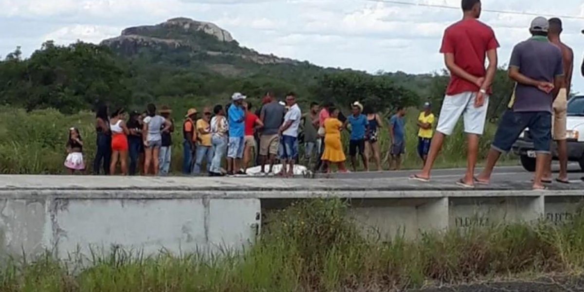 Homem morre atropelado a caminho de cavalgada no interior da Bahia