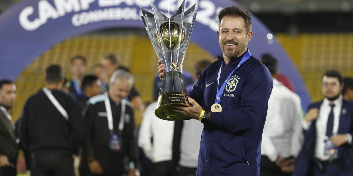 Ramon Menezes sobre possibilidade de assumir Seleção como interino: "Uma honra"