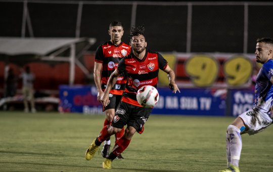 Vitória rechaça proposta que reduz número de clubes rebaixados no Brasileiro