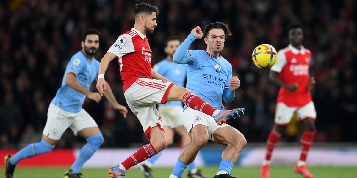 City vence o Arsenal e assume a liderança do Campeonato Inglês
