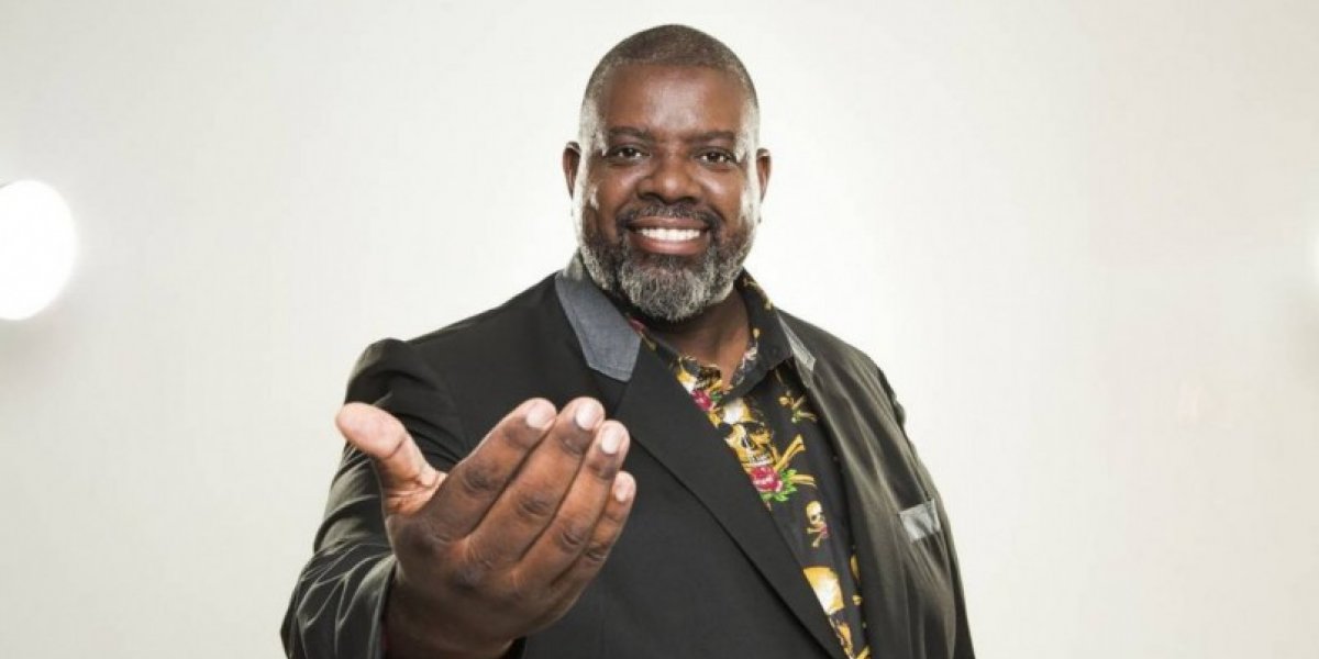 Carro do cantor Péricles é encontrado em desmonte de SP