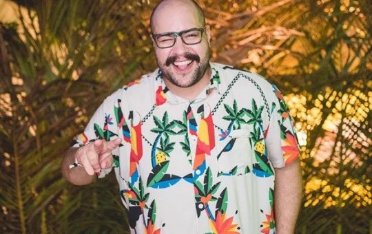 Tiago Abravanel curte pipoca de Saulo no Carnaval de Salvador