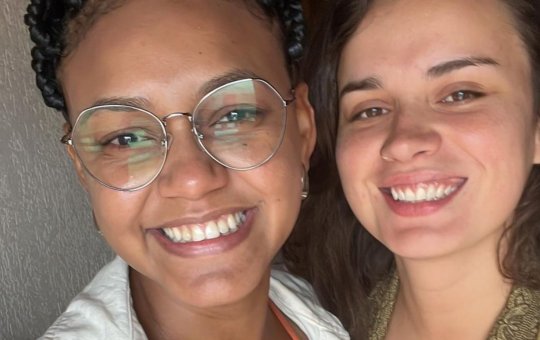 Jessiane Alves rebate críticas homofóbicas: "Estamos felizes"