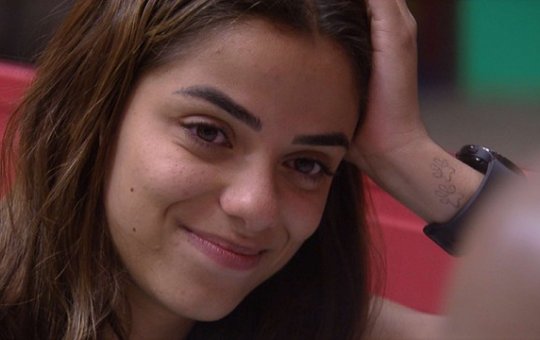 Após eliminação de Gustavo, Key chega em brother: "Vai dormir comigo"