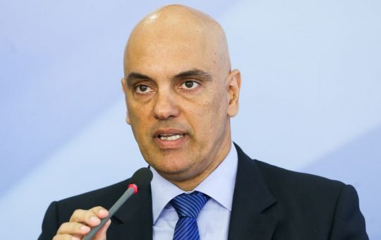 Moraes determina soltura de 102 presos por envolvimento em ataques golpistas