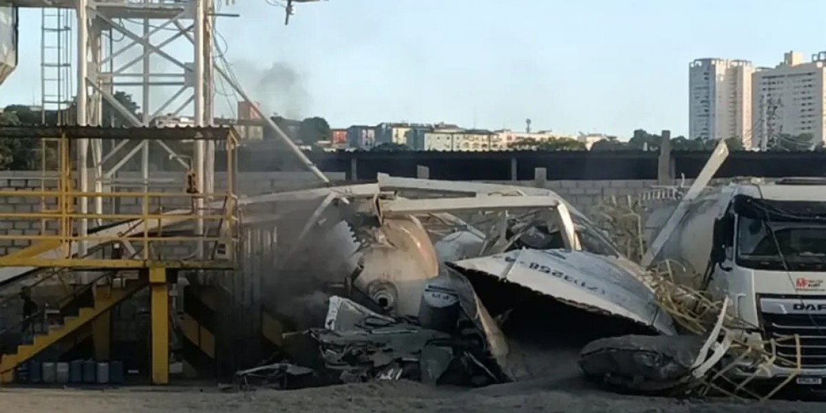 Homem morre após estrutura de cimento desabar em empresa no bairro do Retiro