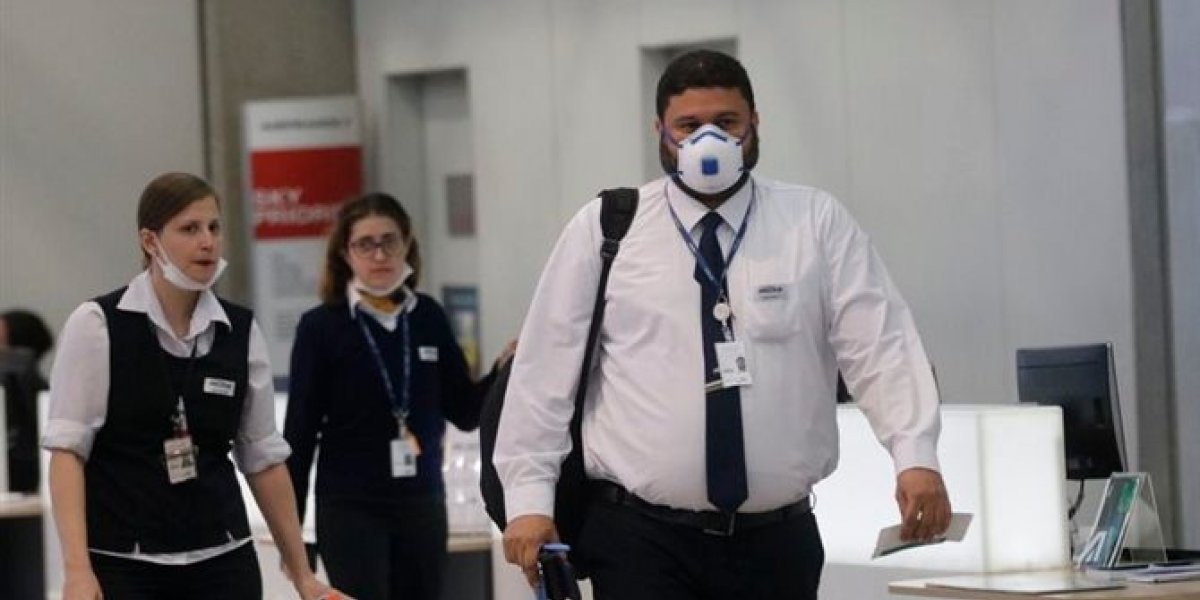 Uso de máscara deixa de ser obrigatório em aviões e aeroportos do Brasil
