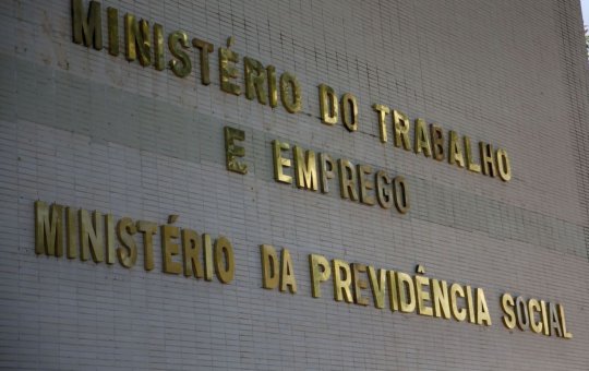 Ministério do Trabalho e Emprego denuncia empresa de carvoaria em Salvador