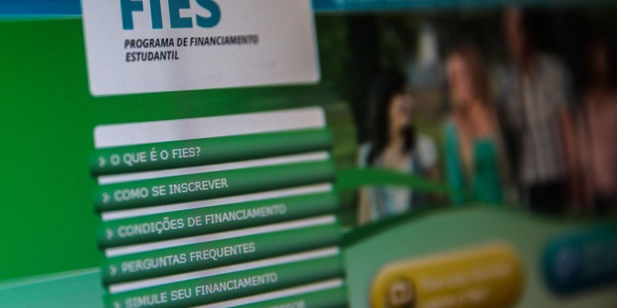 Estudantes podem se inscrever no Fies a partir desta terça-feira