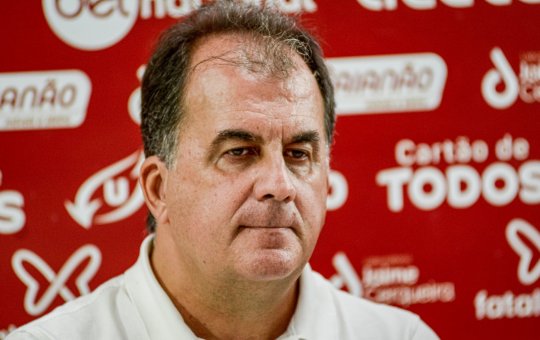 Conselho do Vitória publica nota de esclarecimento em meio a crise política