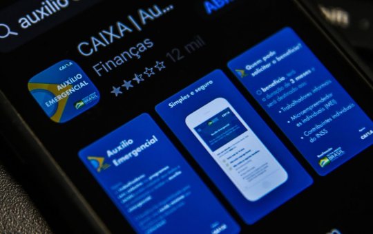 PF cumpre ação contra suspeitos de fraudes no Auxílio Emergencial