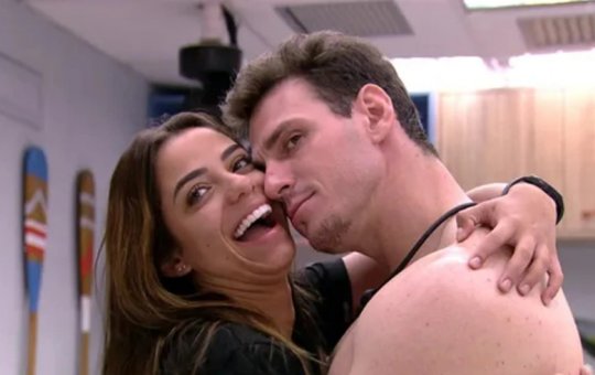 Key Alves desmente Gustavo sobre sexo e diz que deixou mensagem para affair