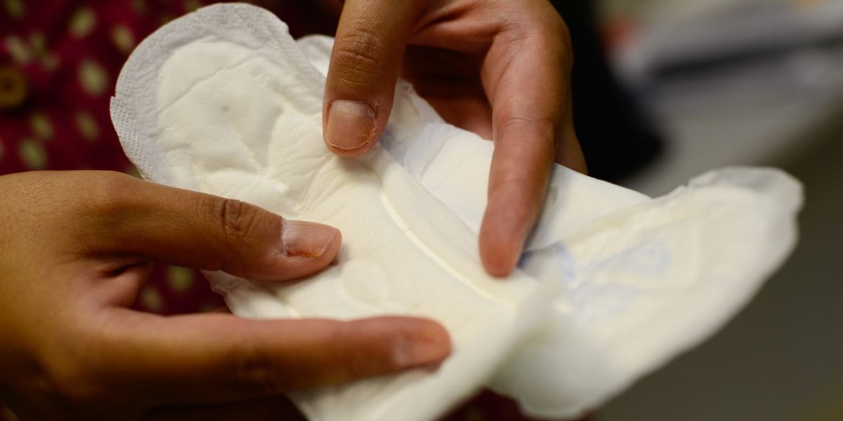Governo Federal lança programa de distribuição gratuita de absorvente pelo SUS